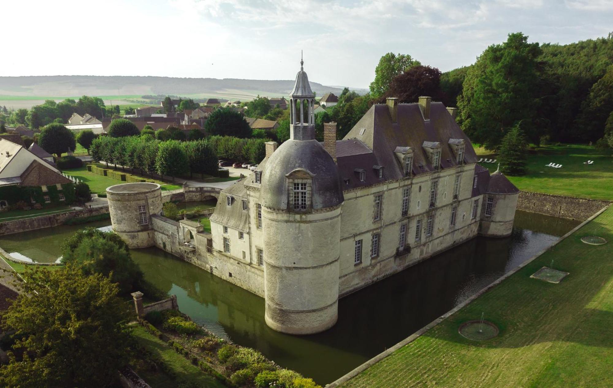 Le Chateau D'Étoges Exterior foto